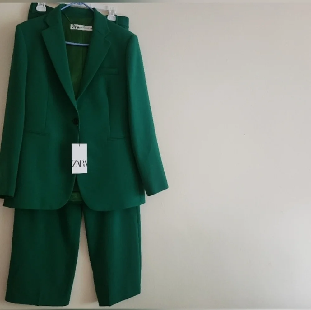 Zara Emerald Green Single-Button Blazer - Picture 2 of 14